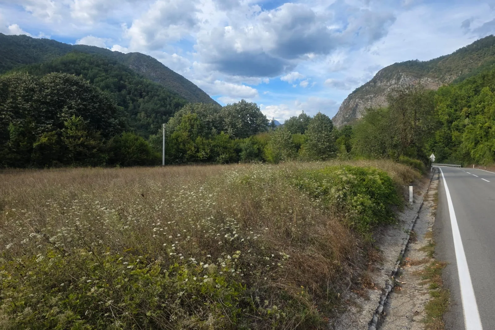 Plot 4,350 m² Beside the M-2 Highway, Međuriječje, Kolašin