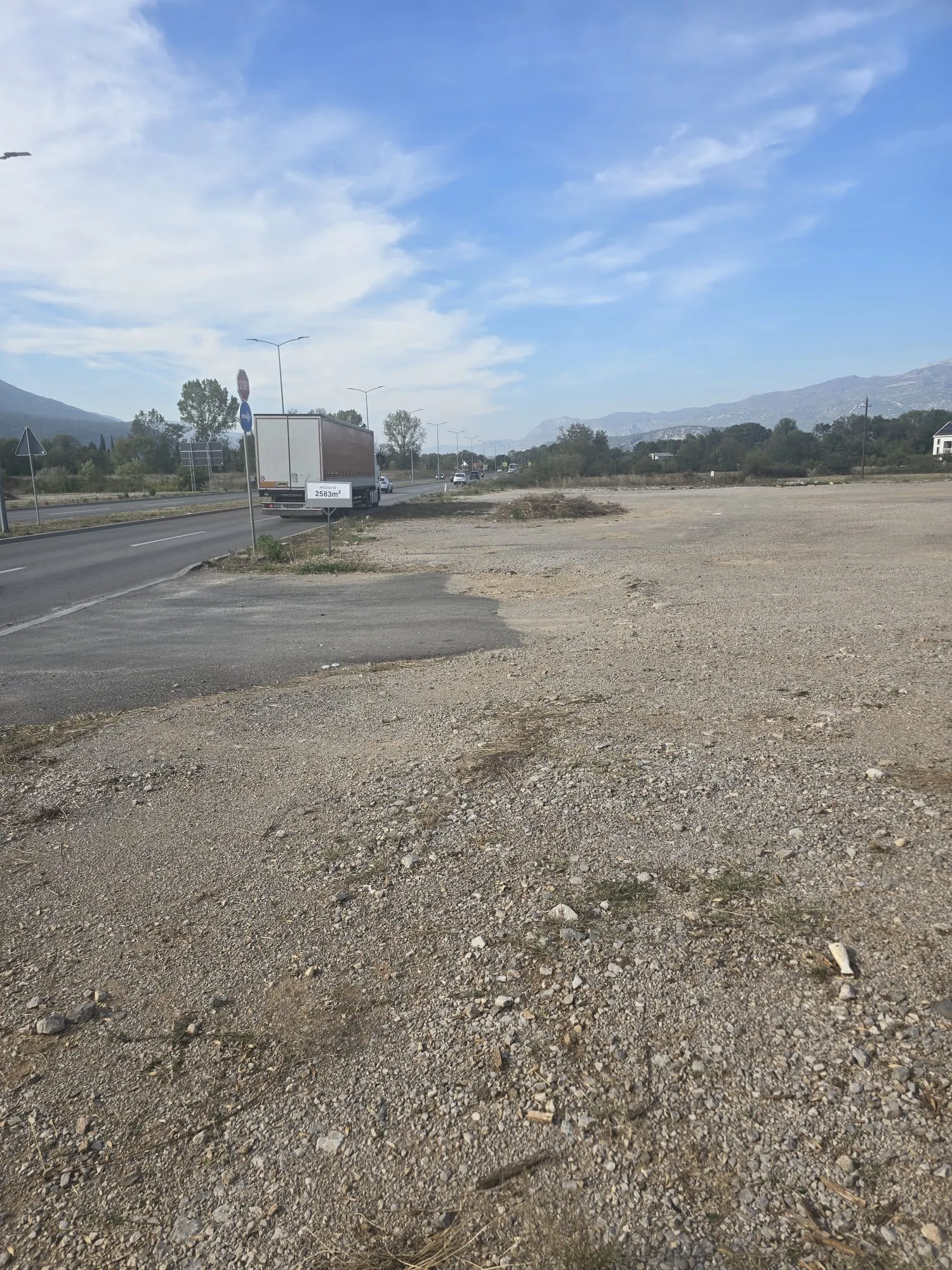Building Land 5,280 m² on the Main Road, Jastreb, Danilovgrad