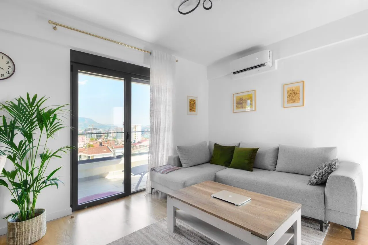 Furnished Two Bedroom Apartment 70 m² with Sea View, Šušanj, Bar